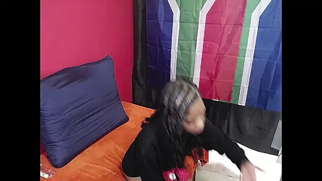 indianvixen02 online show from 06-11-26, 02:33