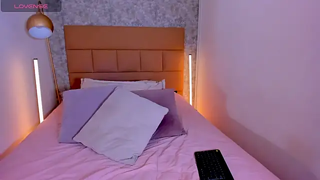 ZeynepYilmaz online show from 04-02-26, 09:12