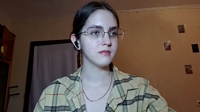 Katelemon online show from 04-17-26, 02:09