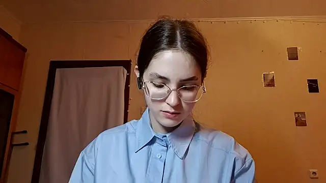 Katelemon online show from 04-20-26, 01:36