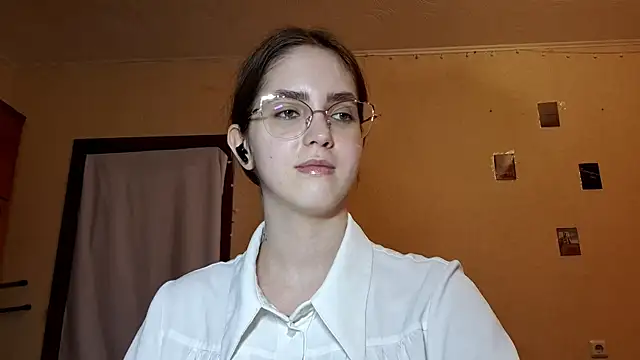 Katelemon online show from 04-27-26, 02:37