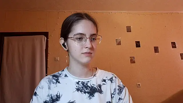 Katelemon online show from 06-09-26, 10:49