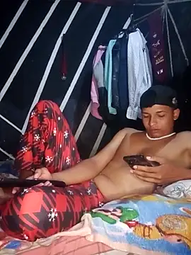 zeus23cm1 online show from 03-05-26, 02:13