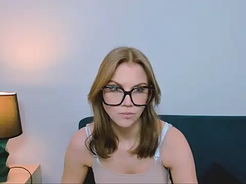 Snapshot of StormiSmooth chatting on 03-04-26, 03:40 StormiSmooth online show from 03-04-26, 03:40