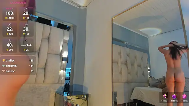 SusiMendez online show from 04-27-26, 08:34