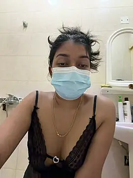 Snapshot of sessy_grl chatting on 02-25-26, 05:44 sessy grl online show from 02-25-26, 05:44