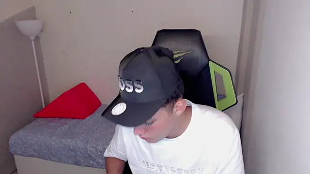 Street poemm  online show from 03-24-26, 09:42