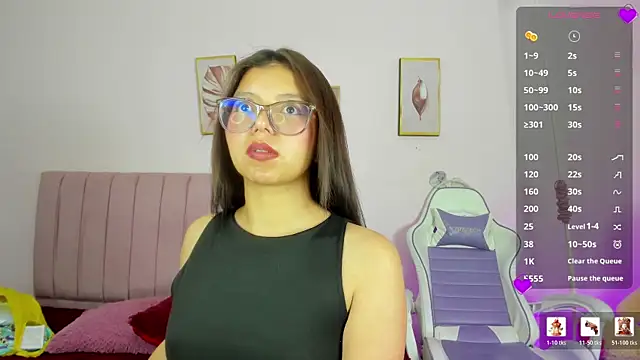 Zoow bluussh online show from 04-27-26, 12:03