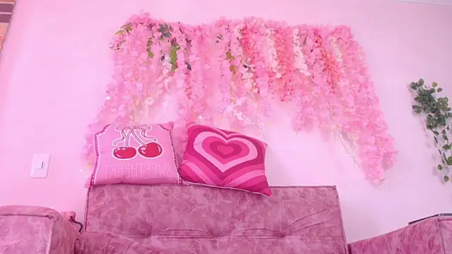 Snapshot of Ana__grace chatting on 05-01-26, 12:54 Ana grace online show from 05-01-26, 12:54