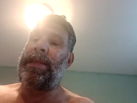 Snapshot of stud2512 chatting on 05-27-26, 06:16 stud2512 online show from 05-27-26, 06:16
