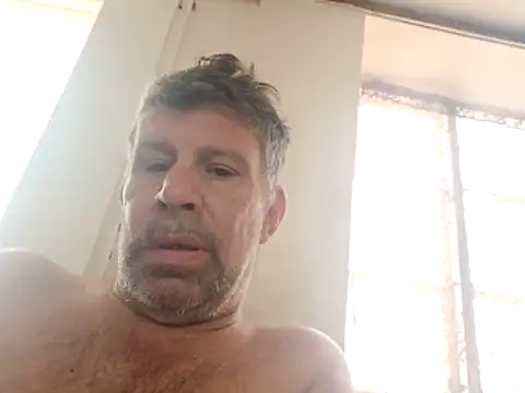 Snapshot of stud2512 chatting on 06-04-26, 08:42 stud2512 online show from 06-04-26, 08:42
