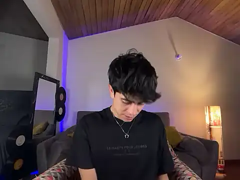 Stolas ying online show from 03-12-26, 12:28