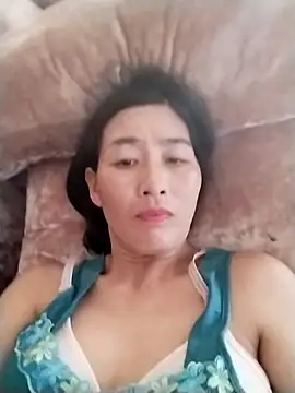 lris-Beauty77 online show from 04-26-26, 07:39