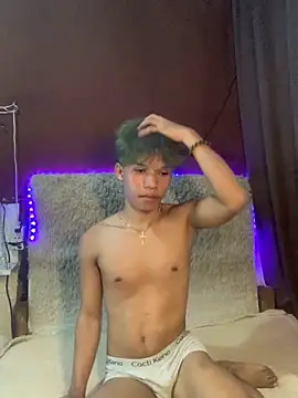 Snapshot of Nick_cummer12 chatting on 04-03-26, 09:40 Nick cummer12 online show from 04-03-26, 09:40