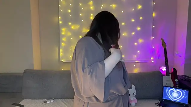 RiotKitten1 online show from 03-02-26, 12:35