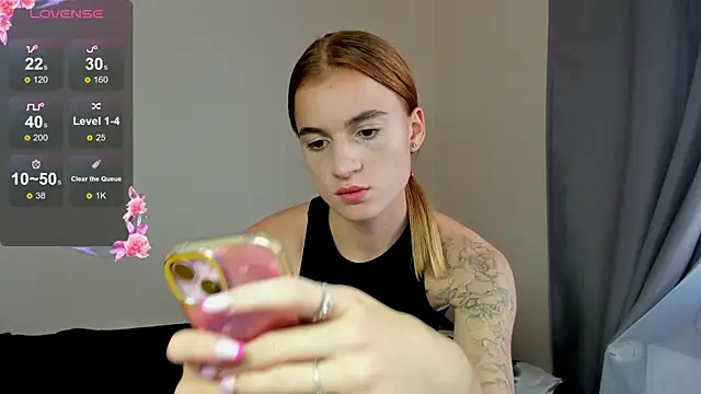 Stacey Brow online show from 07-09-26, 05:22
