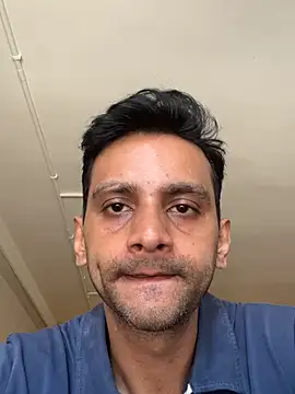 online4u08 online show from 04-23-26, 06:47