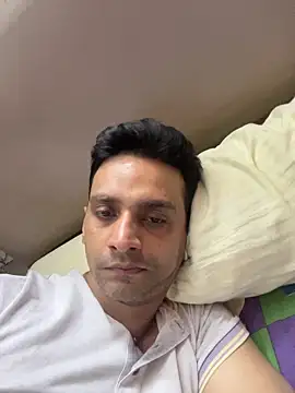 online4u08 online show from 04-26-26, 03:32