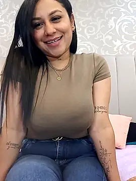 Snapshot of Melie_me chatting on 03-16-26, 11:25 Melie me online show from 03-16-26, 11:25