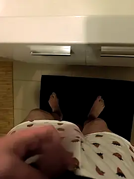 Snapshot of eruzam59000 chatting on 03-05-26, 04:52 eruzam59000 online show from 03-05-26, 04:52