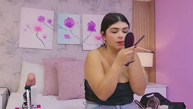 EmmaLeens online show from 04-23-26, 12:29