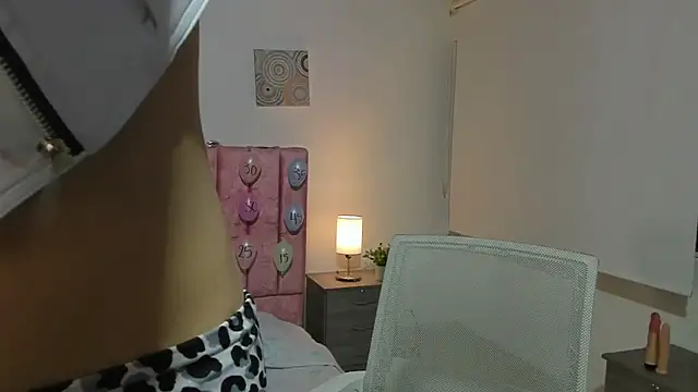 Maverick angel online show from 02-25-26, 04:16