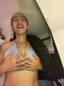 Maluxx333 online show from 07-17-26, 01:34