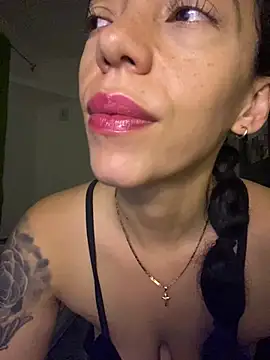 Maluxx333 online show from 07-19-26, 03:43