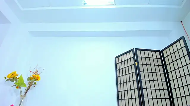 MiaNoirr online show from 03-18-26, 08:34