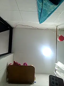 Little Sweett online show from 03-10-26, 02:00