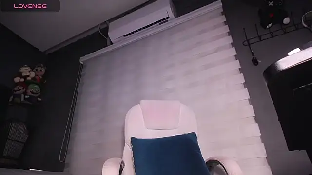 dirty 27cms online show from 09-28-25, 04:40