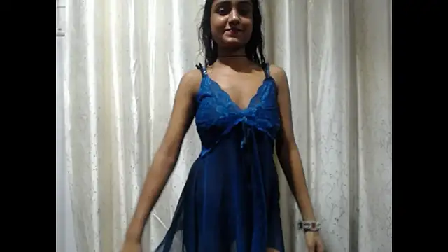 Snapshot of Roselley chatting on 05-02-26, 05:12 Roselley online show from 05-02-26, 05:12