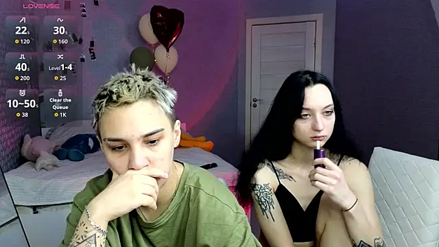 LuxuryLoverss online show from 04-15-26, 11:28