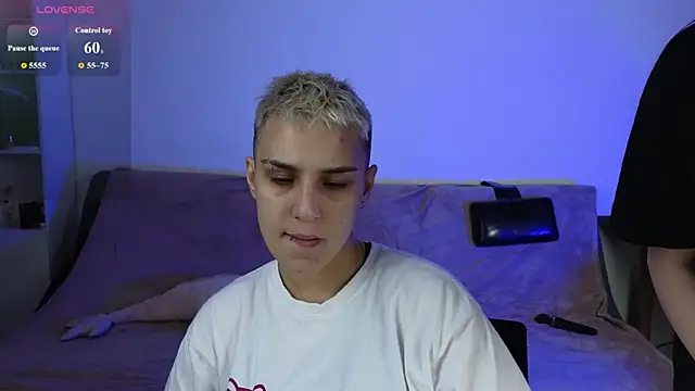 LuxuryLoverss online show from 05-26-26, 11:06