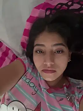 Sexy mia outdoors online show from 04-19-26, 08:33