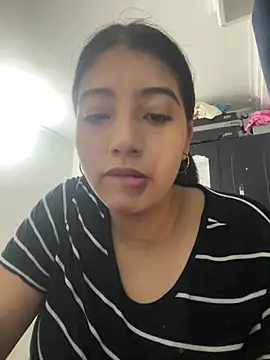 Sexy mia outdoors online show from 04-26-26, 07:39