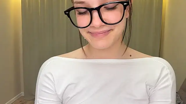 Carolini i online show from 04-04-26, 08:17