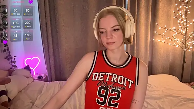 Marry Sornatiko online show from 05-09-26, 03:17