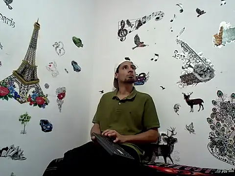 Snapshot of Couplesweethot chatting on 03-16-26, 01:26 Couplesweethot online show from 03-16-26, 01:26