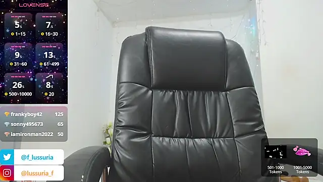 Snapshot of FranchescaSexy1 chatting on 03-21-25, 03:33 FranchescaSexy1 online show from 03-21-25, 03:33