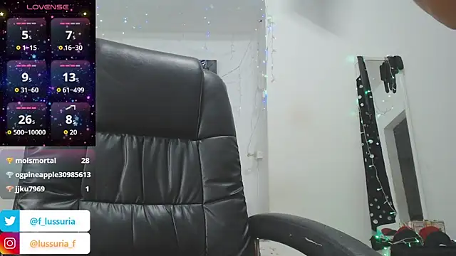 Snapshot of FranchescaSexy1 chatting on 03-22-25, 04:35 FranchescaSexy1 online show from 03-22-25, 04:35