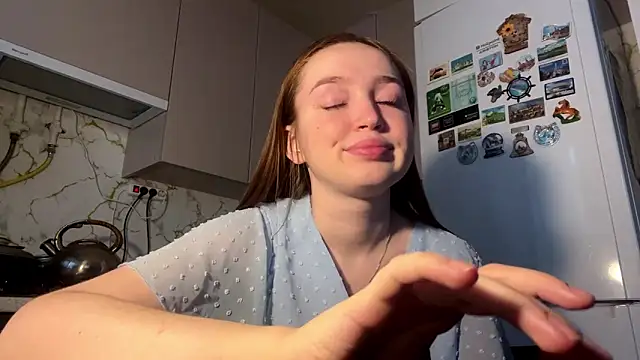 Hanna  Montanna online show from 03-12-26, 02:01