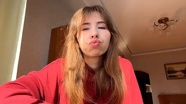 SerenaHawthorne online show from 03-06-26, 07:05