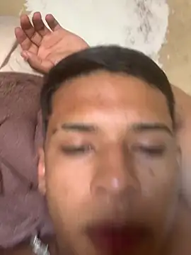 MoinhoO18 online show from 03-15-26, 04:46