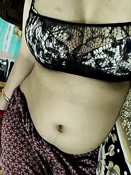 Snapshot of sexybhabilovely chatting on 03-12-26, 07:47 sexybhabilovely online show from 03-12-26, 07:47