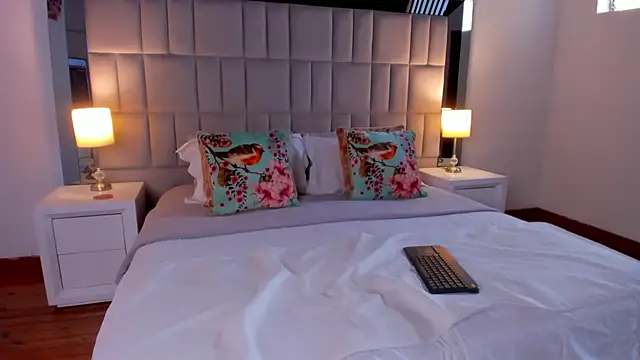 Snapshot of Tiffanyy_Lam chatting on 03-04-26, 09:54 Tiffanyy Lam online show from 03-04-26, 09:54