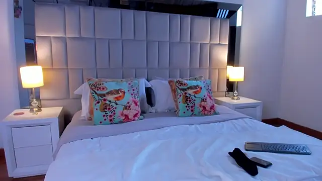 Snapshot of Tiffanyy_Lam chatting on 03-11-26, 09:54 Tiffanyy Lam online show from 03-11-26, 09:54