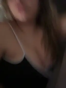 luciaaa 33 online show from 03-18-26, 09:07