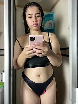 I Valentina online show from 03-10-26, 06:46