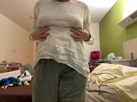 Snapshot of FreyaSlay299 chatting on 03-05-26, 06:26 FreyaSlay299 online show from 03-05-26, 06:26